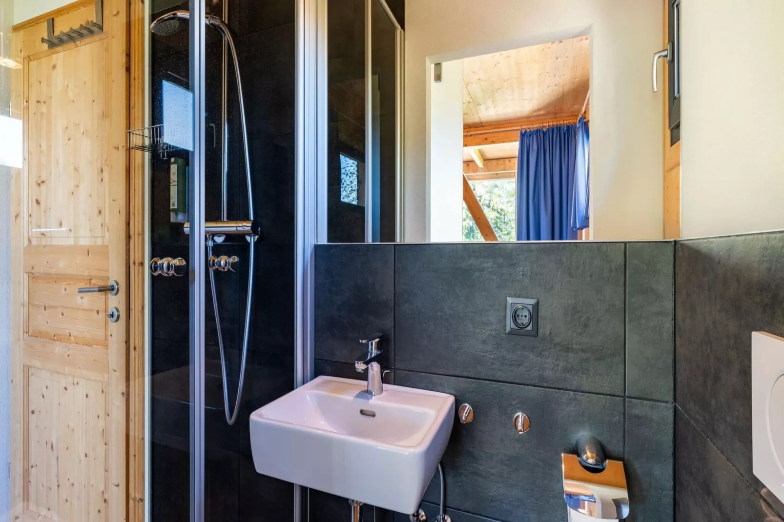 Alpenchalets Reiteralm 4-Badkamer