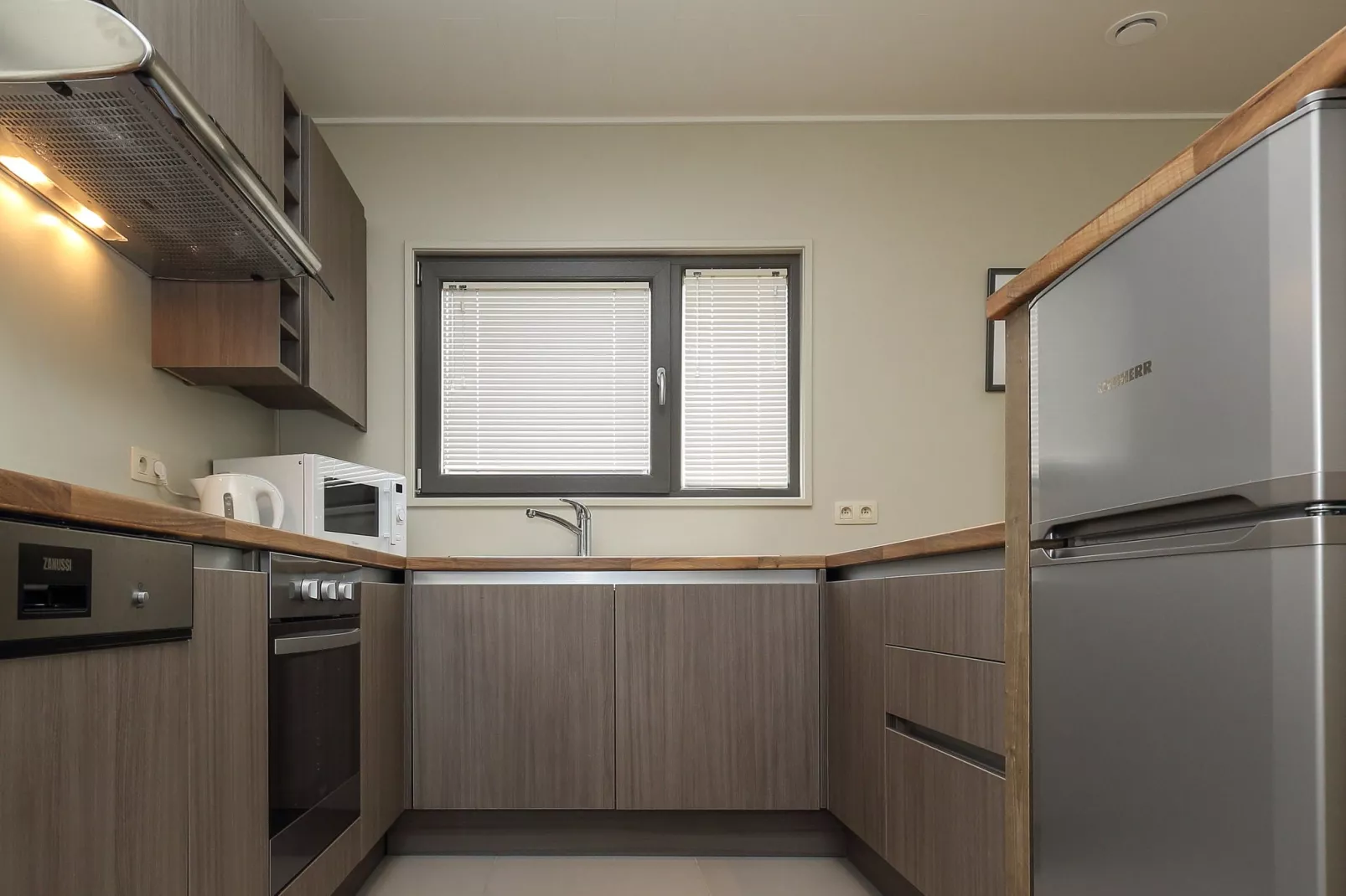Domaine Golden Lakes Village 2-Keuken