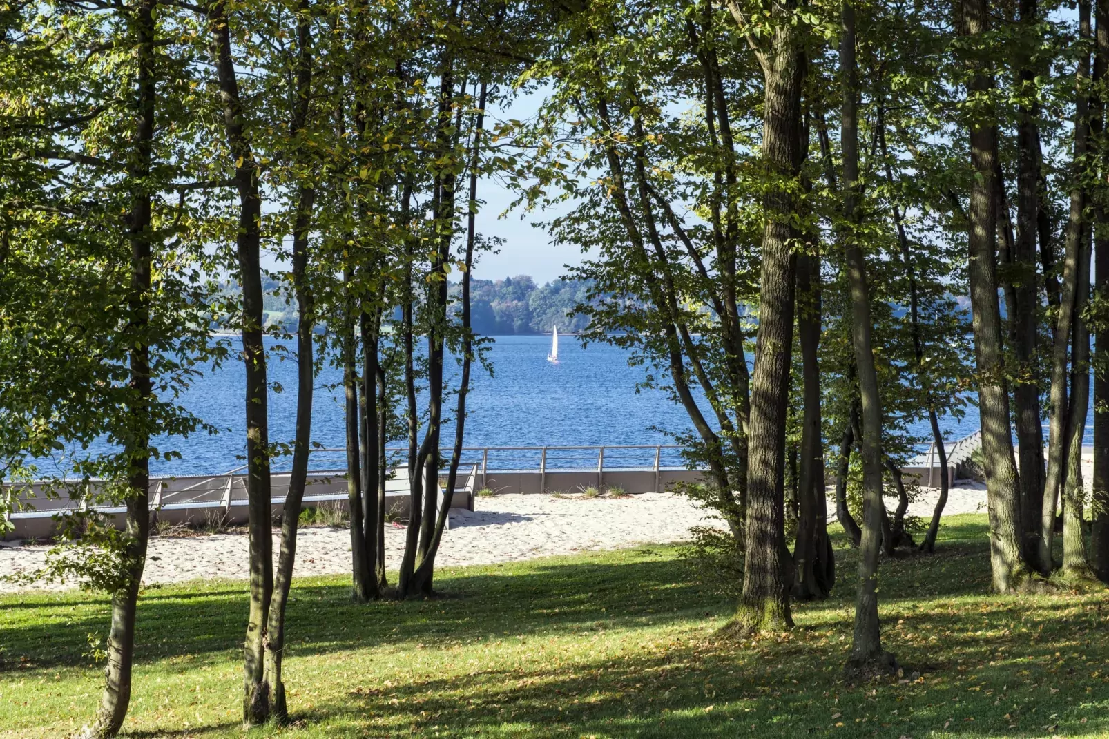 Domaine Golden Lakes Village 2-Gebieden zomer 1km