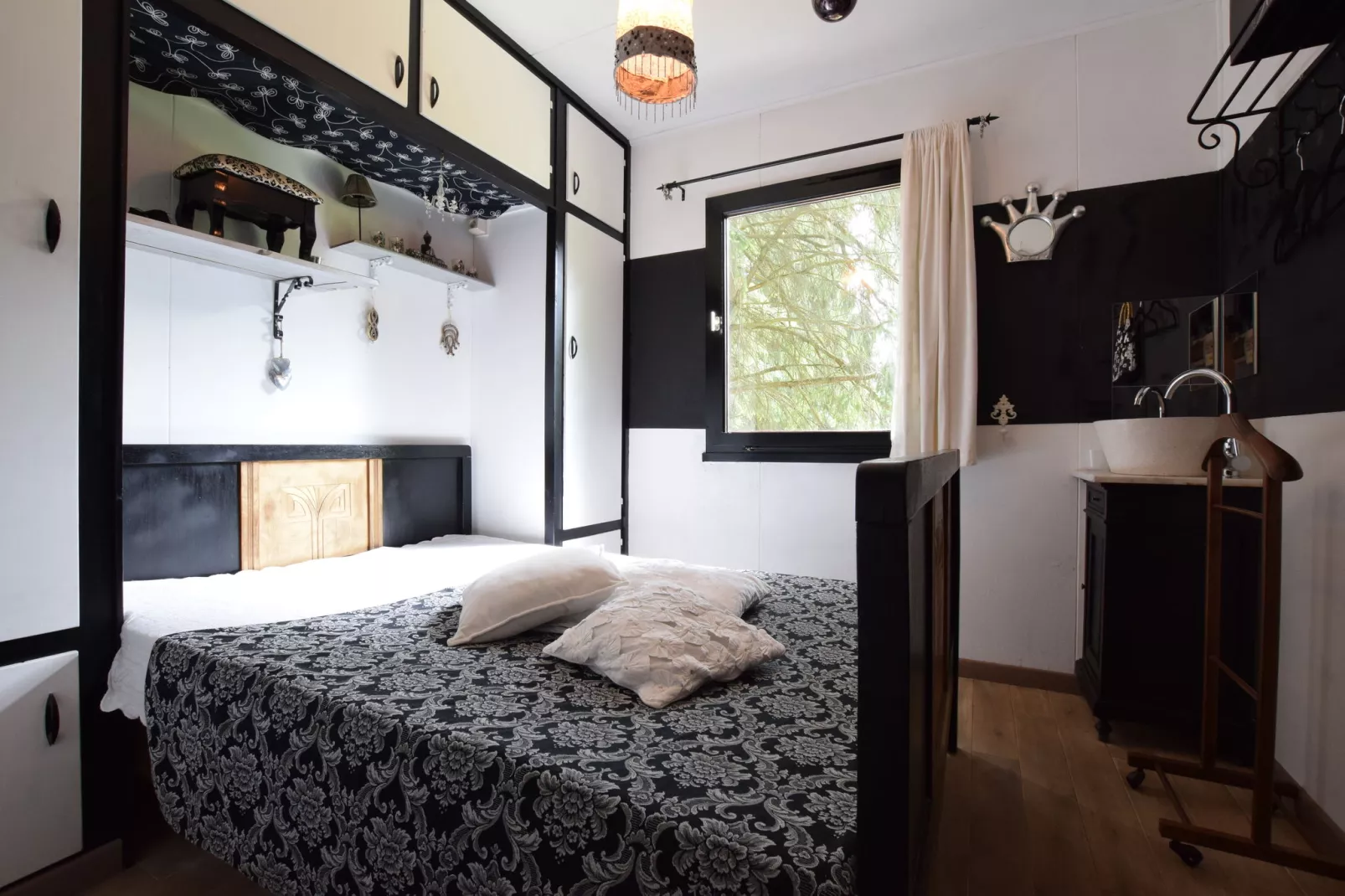 Al Fontain des Flons-Slaapkamer