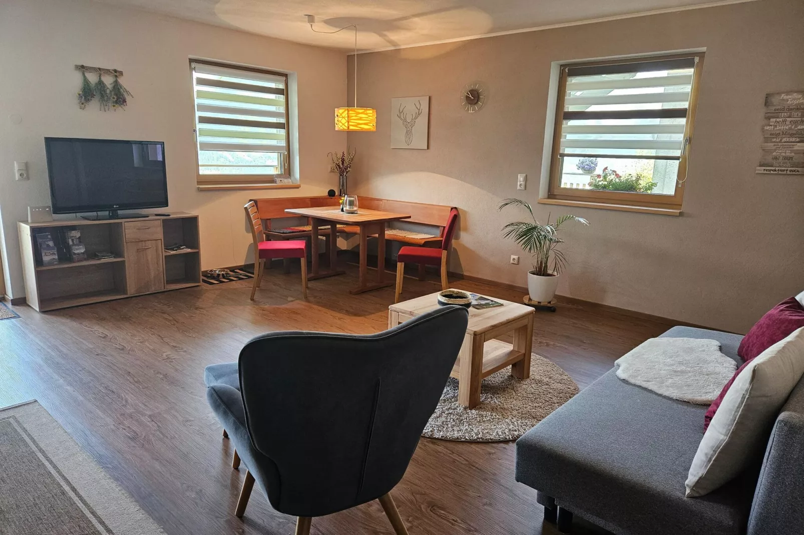Alpblick Apart-Woonkamer