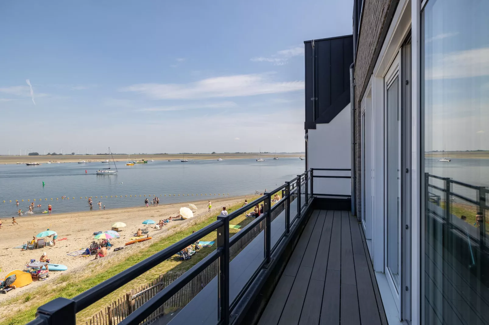 Luxe appartement Vista Maris - Havenweg 8-46  Sint-Annaland Oosterschelde-Uitzicht zomer