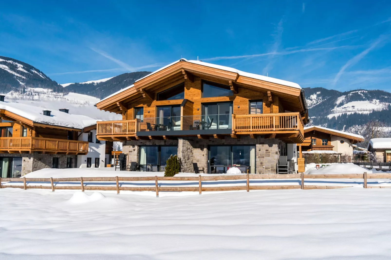 Stone Mountain Lodge-Exterieur winter