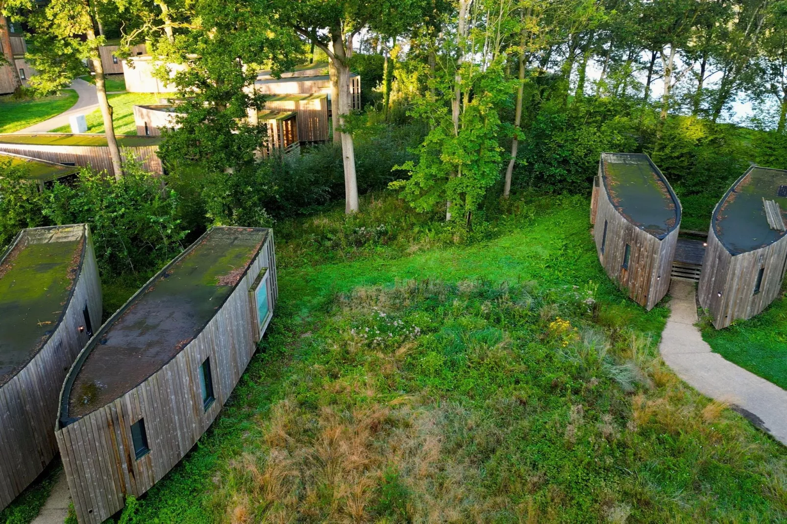 The Lodge by YourNature-Buitenkant zomer