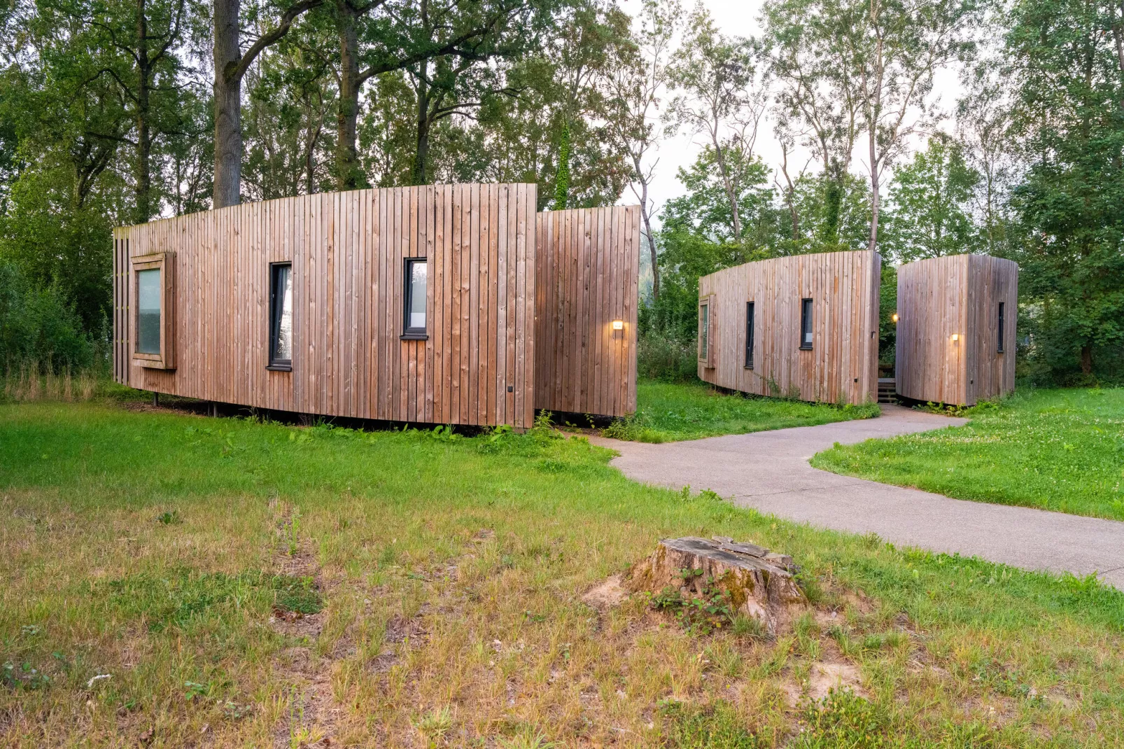 The Lodge by YourNature-Buitenkant zomer