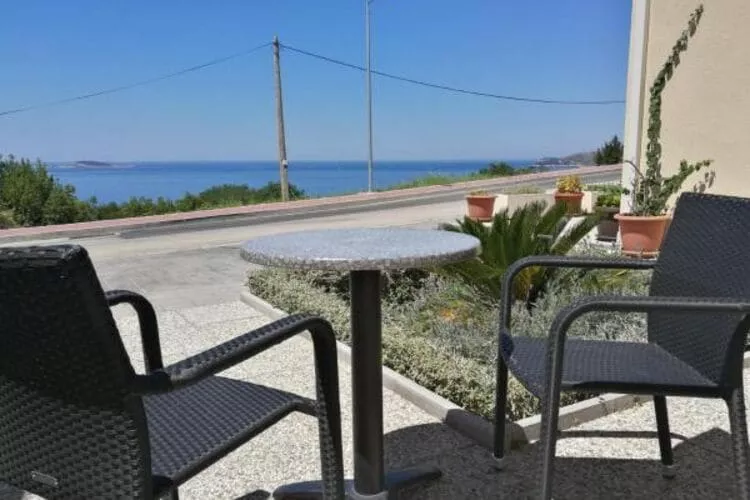 Villa Samba - Studio with Terrace and Sea View - gasi se-Uitzicht