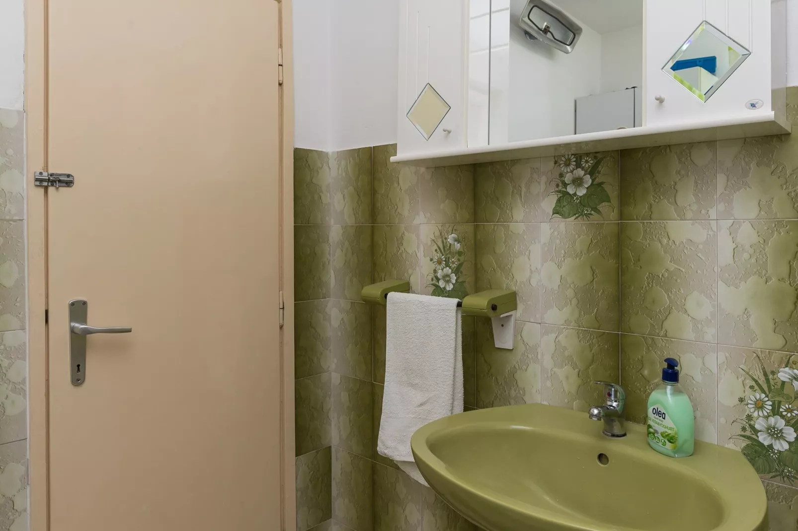 Guest House Vulic - Studio Apartment with Terrace-Badkamer