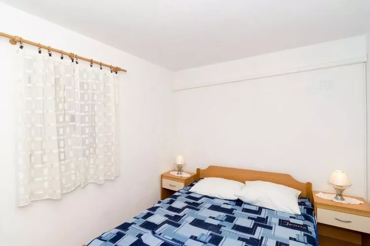 Apartments Ereš Zuronja-One-Bedroom Apartment with Sea View 3