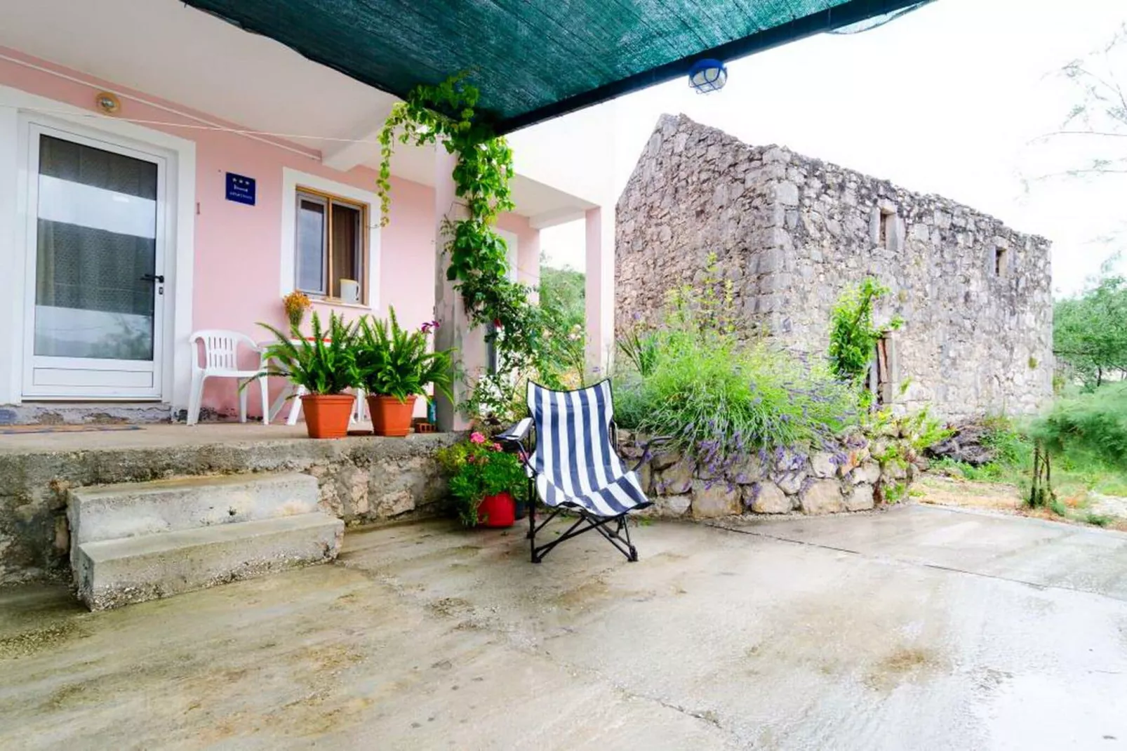 Apartments Ereš Zuronja-One-Bedroom Apartment with Sea View 3