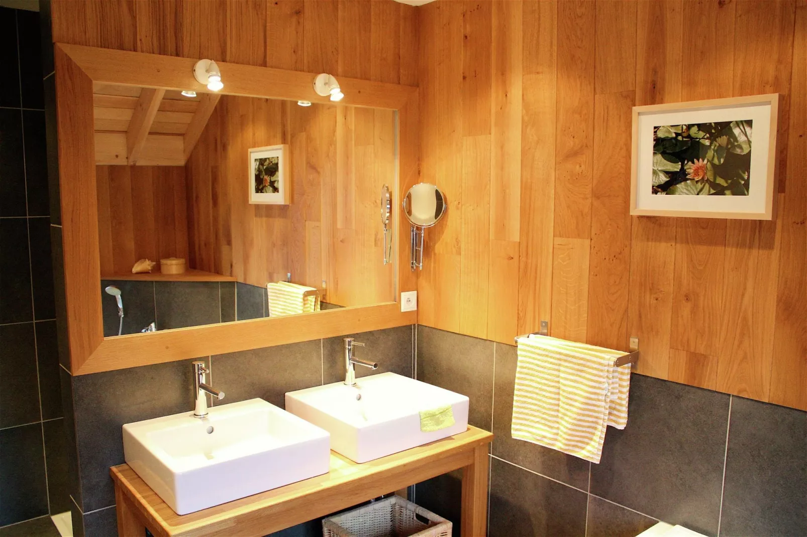 Les Vateaux-Badkamer