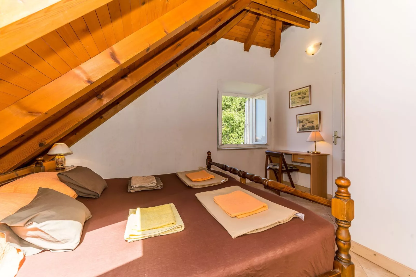 Apartment Casa Vanna - Two-Bedroom Apartment with Terrace and Sea View-Slaapkamer