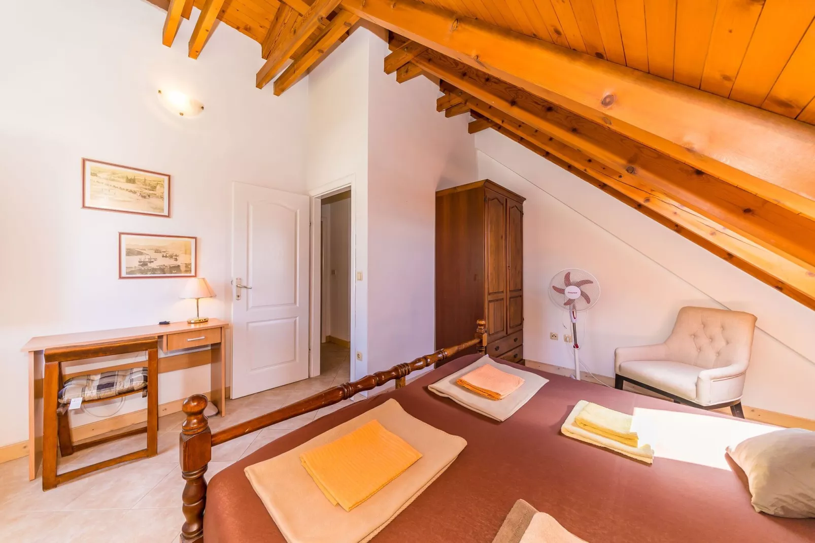 Apartment Casa Vanna - Two-Bedroom Apartment with Terrace and Sea View-Slaapkamer