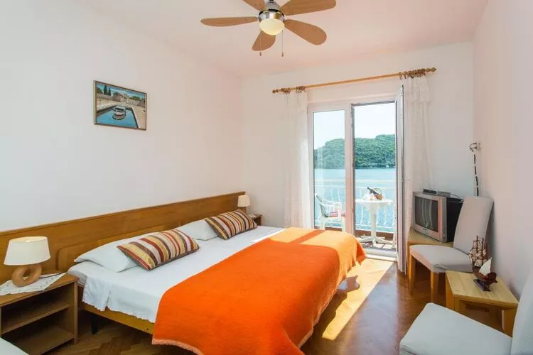 Villa Malfi - Standard One-Bedroom Apartment with Sea View (A4)