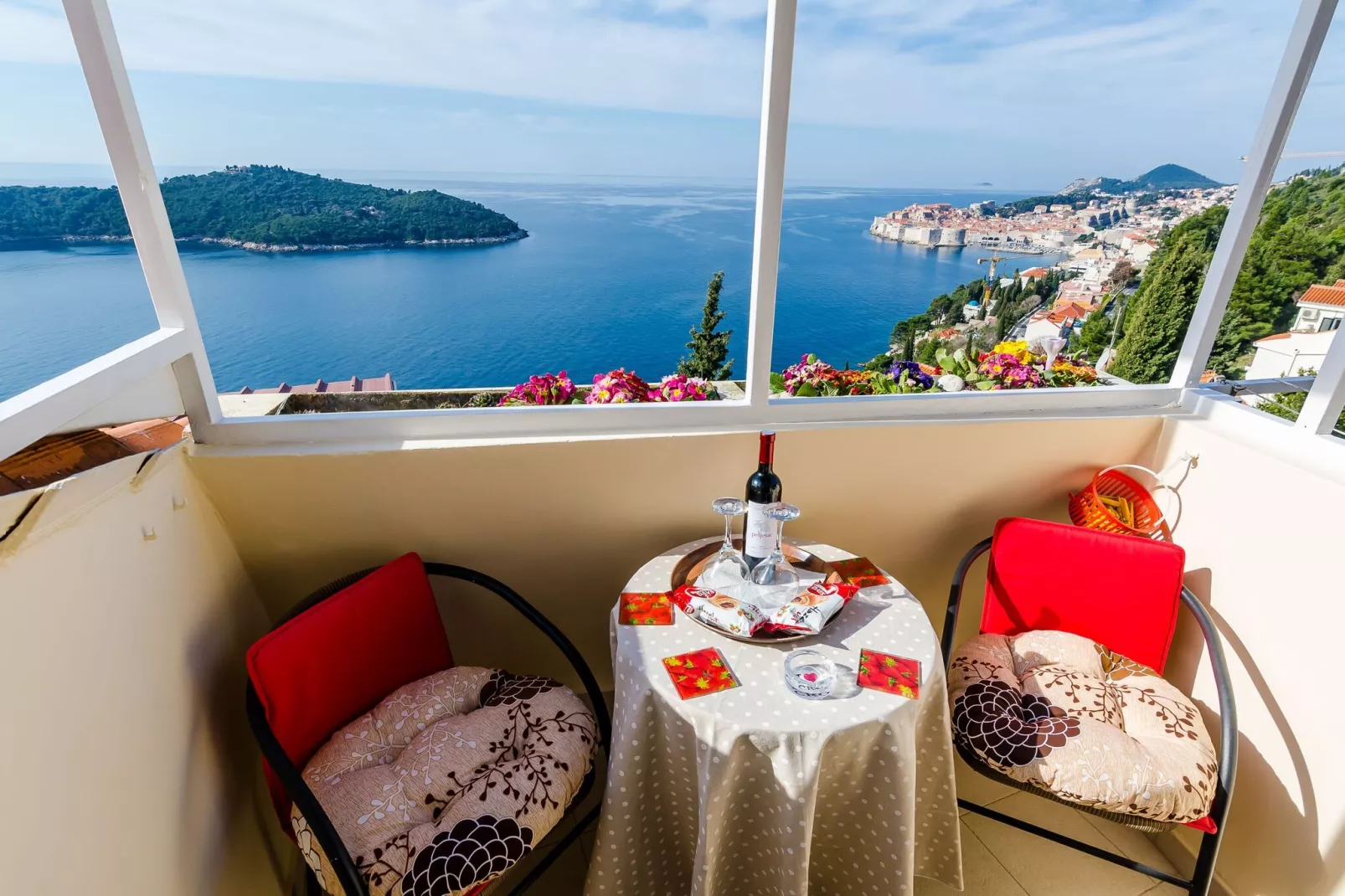 Apartment Vedrana- One-Bedroom Apartment with Balcony and Sea View-Terrasbalkon