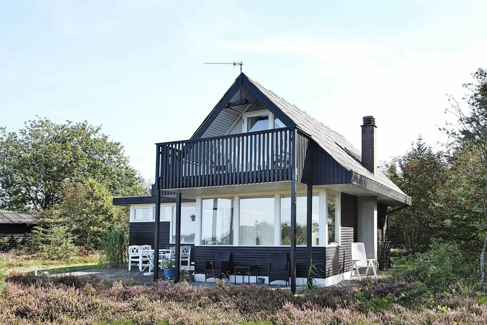 Prettige cottage dicht bij Sallingsund met een terras