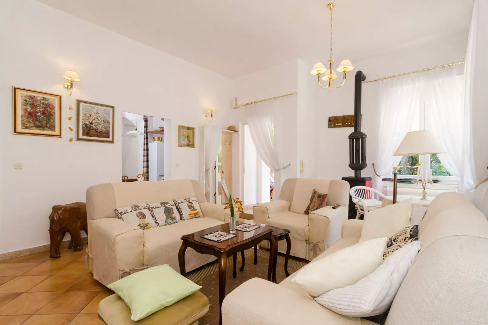 Villa Gemma - Four Bedroom Villa with Terrace and Swimming Pool-Woonkamer