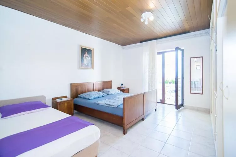 Apartments Veve - Superior Studio Apartment with Terrace  Sea View(Vesna) (ST)-Slaapkamer