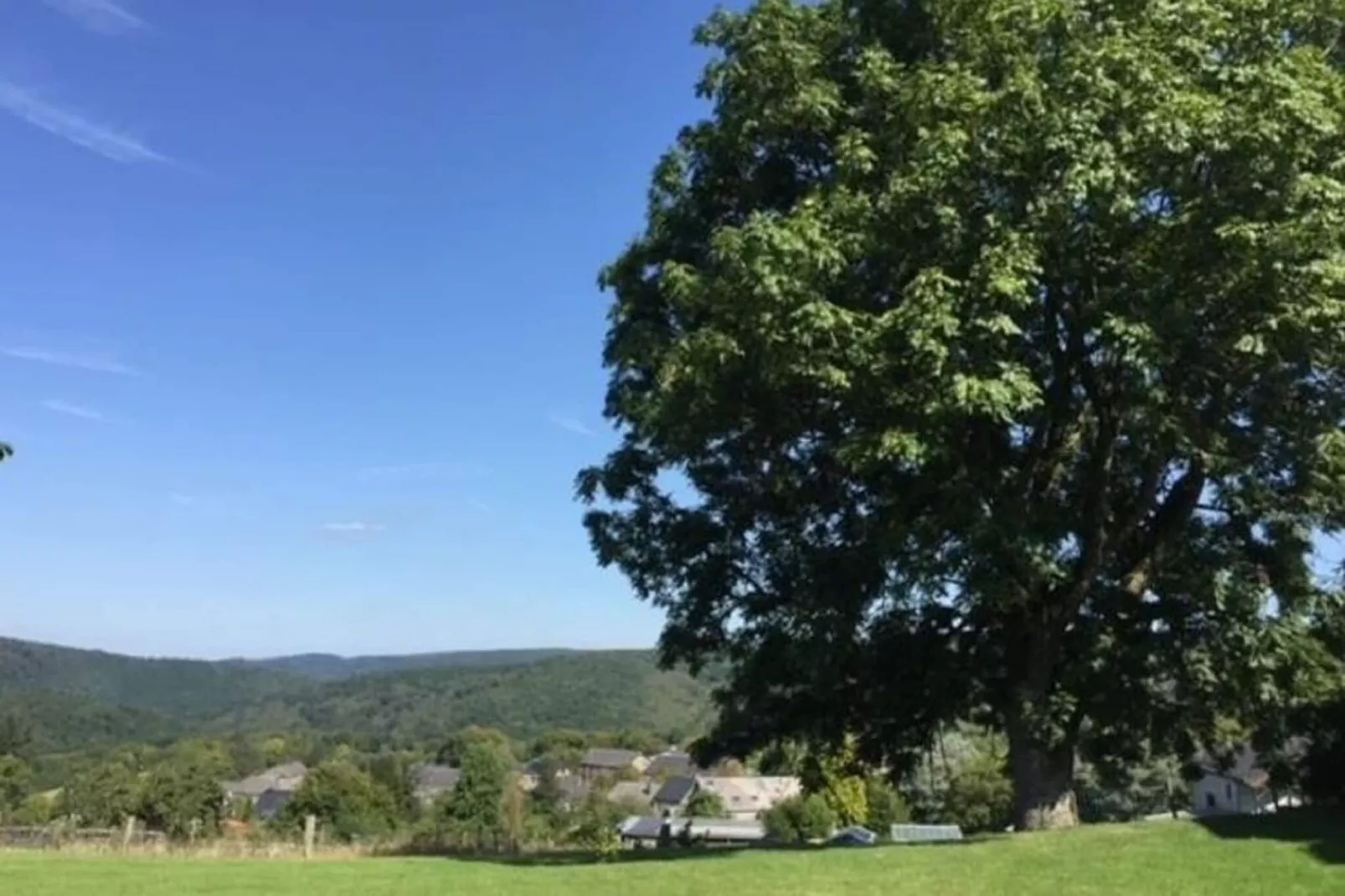 Villa Francine-Buitenkant zomer