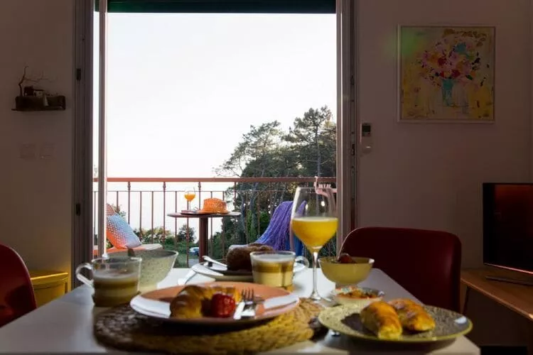 Apartments Villa Lukas - ''No.4'' One-Bedroom Apartment with Balcony and Sea View-Binnen