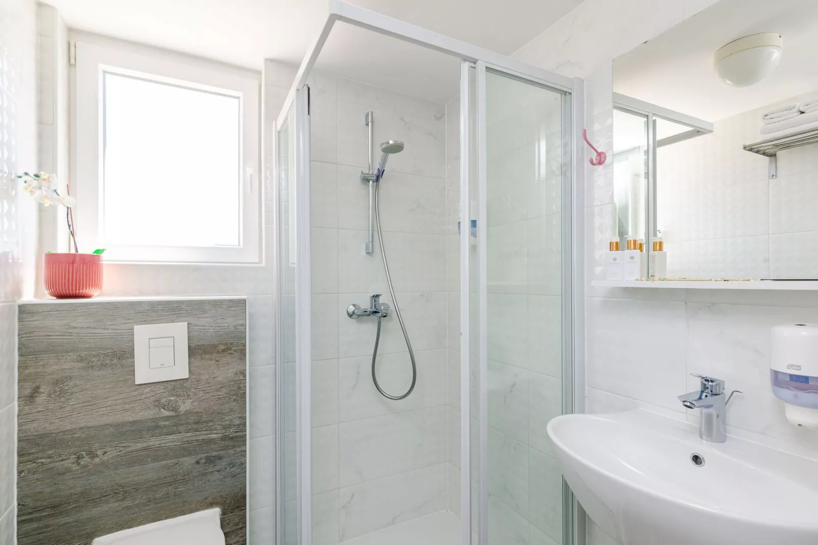 Apartments Villa Lukas - ''No.3'' Studio Apartment with Balcony and Sea View-Badkamer