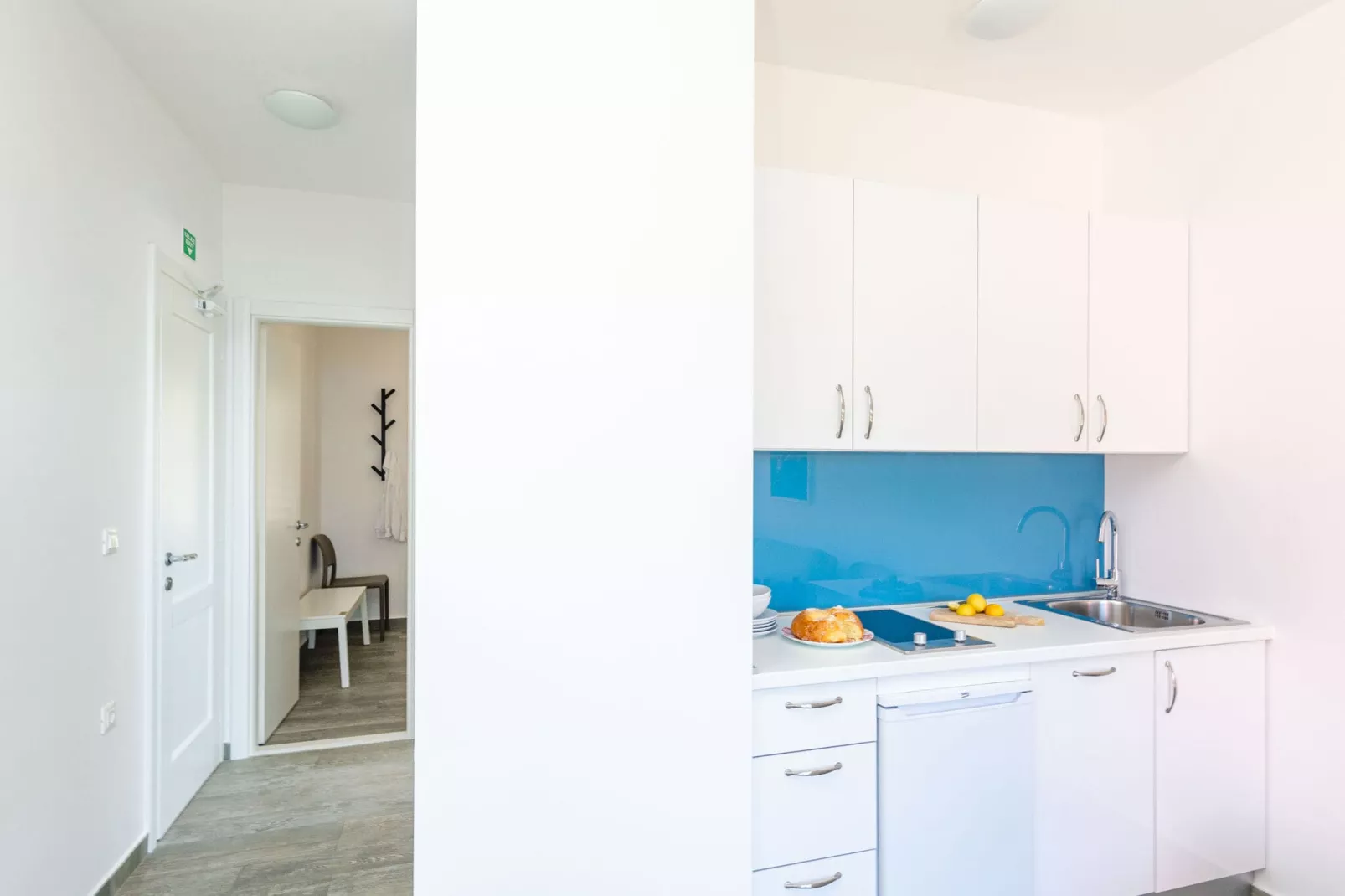 Apartments Villa Lukas - ''No.8'' One-Bedroom Apartment with Balcony and Sea View-Keuken