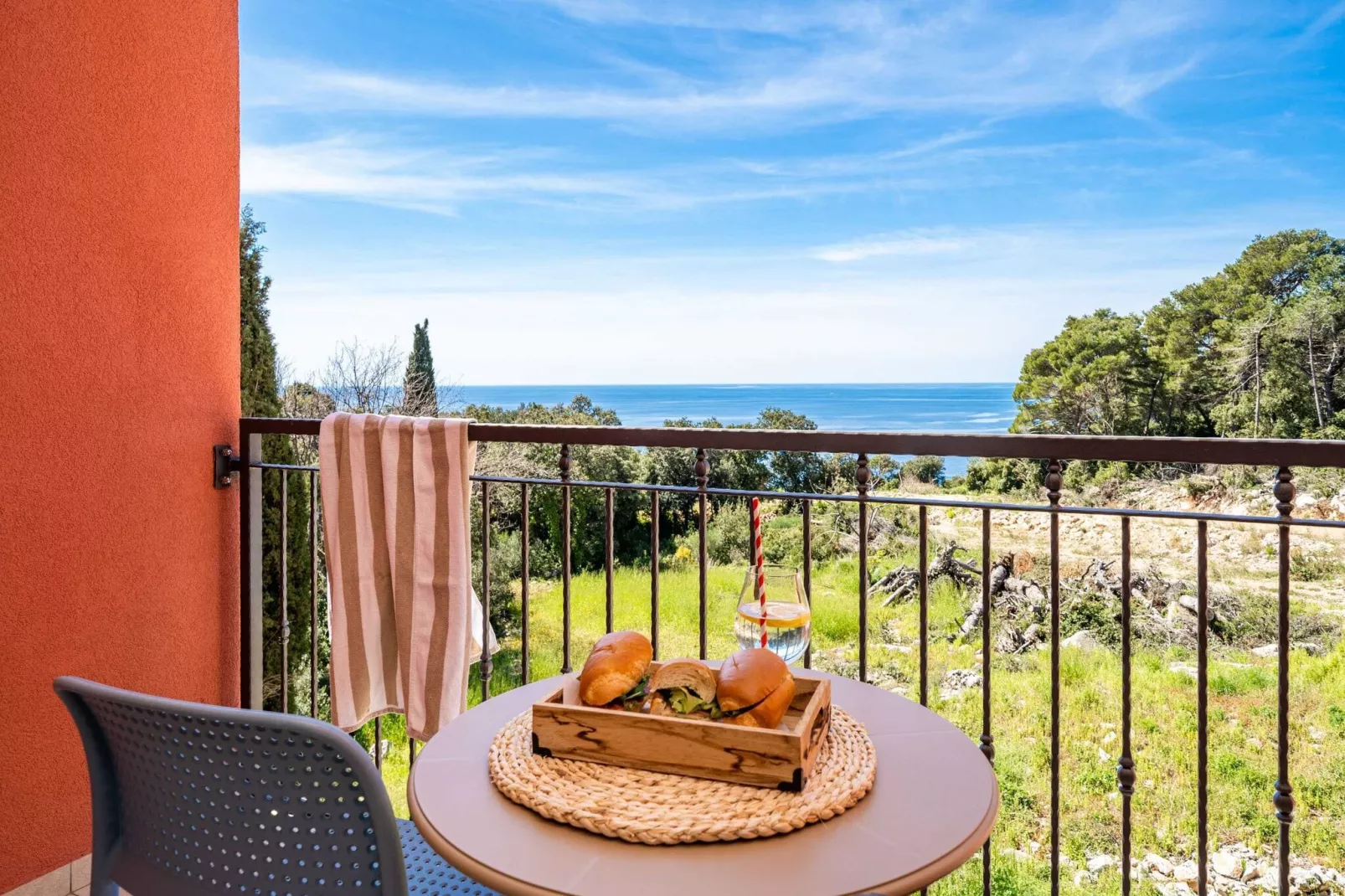 Apartments Villa Lukas - ''No.8'' One-Bedroom Apartment with Balcony and Sea View-Uitzicht