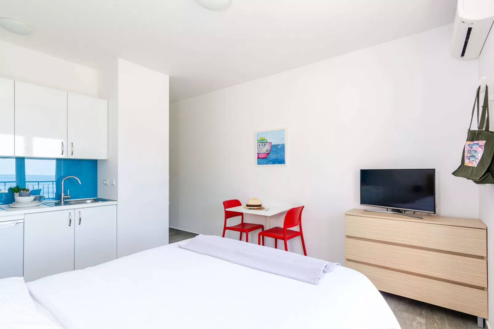 Apartments Villa Lukas - ''No.7'' Studio Apartment with Balcony and Sea View-Slaapkamer