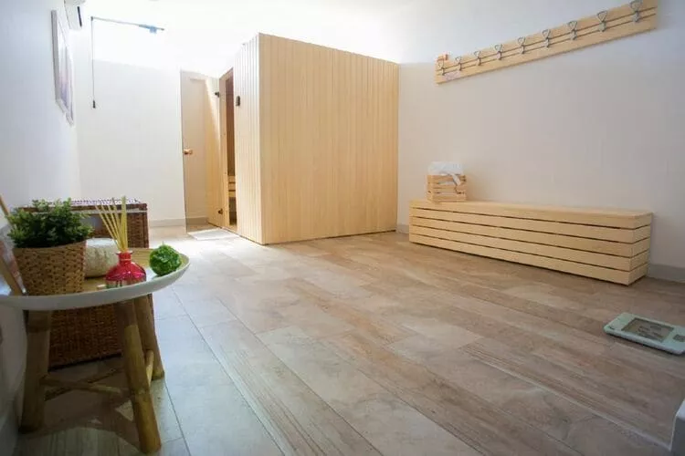 Apartments Villa Lukas - ''No.11'' Gallery Studio Apartment with Balcony and Sea View-Sauna