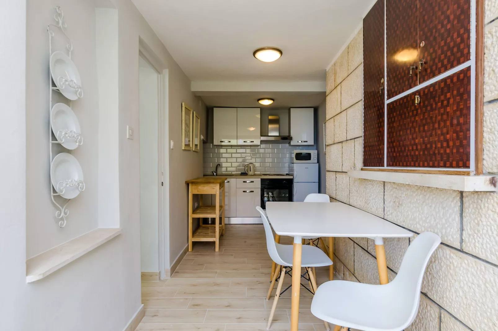 Apartment Kate - Two Bedroom Apartment with Sea View-Eetkamer