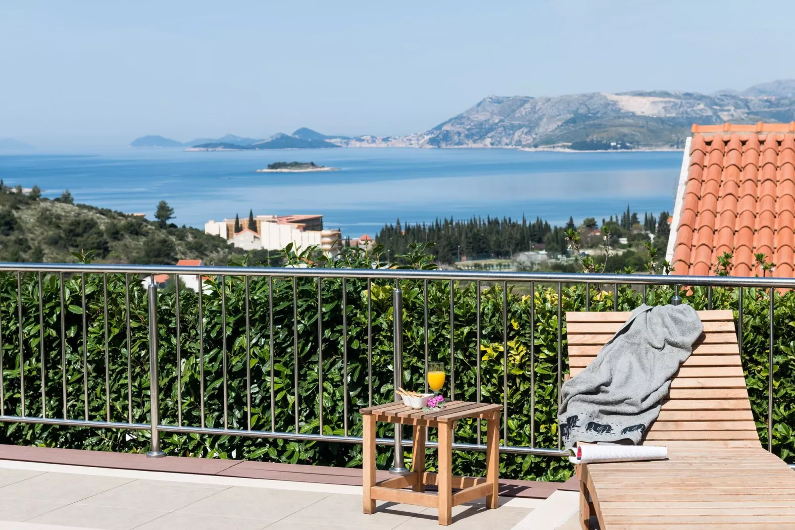 Apartments Villa Bell Memories- Two Bedroom Apartment with Shared Terrace and Sea View (A5)