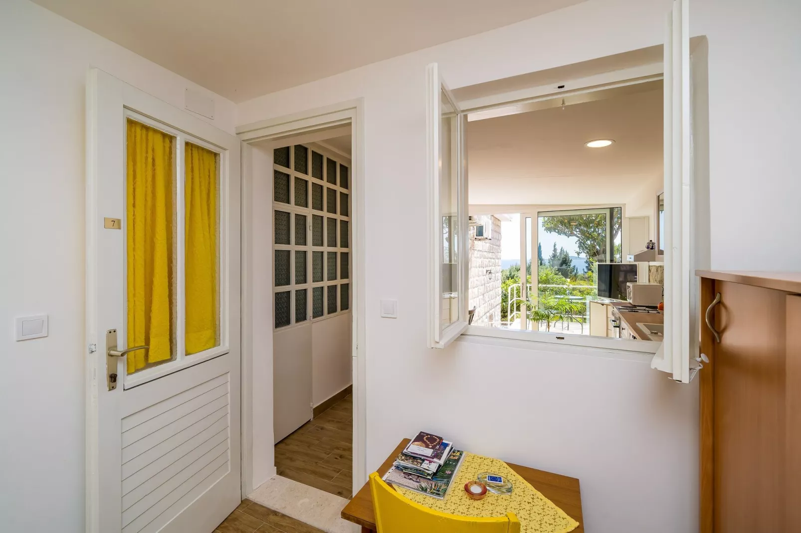 Guest House Villa Nina- Two Bedroom Apartment  with  Terrace and Sea View (Apt67)