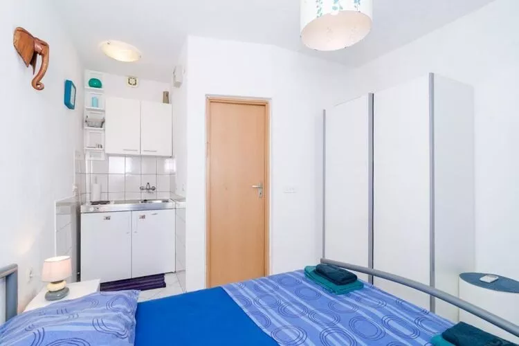Apartments Ammos - Studio Apartment with Shared Terrace and Sea View