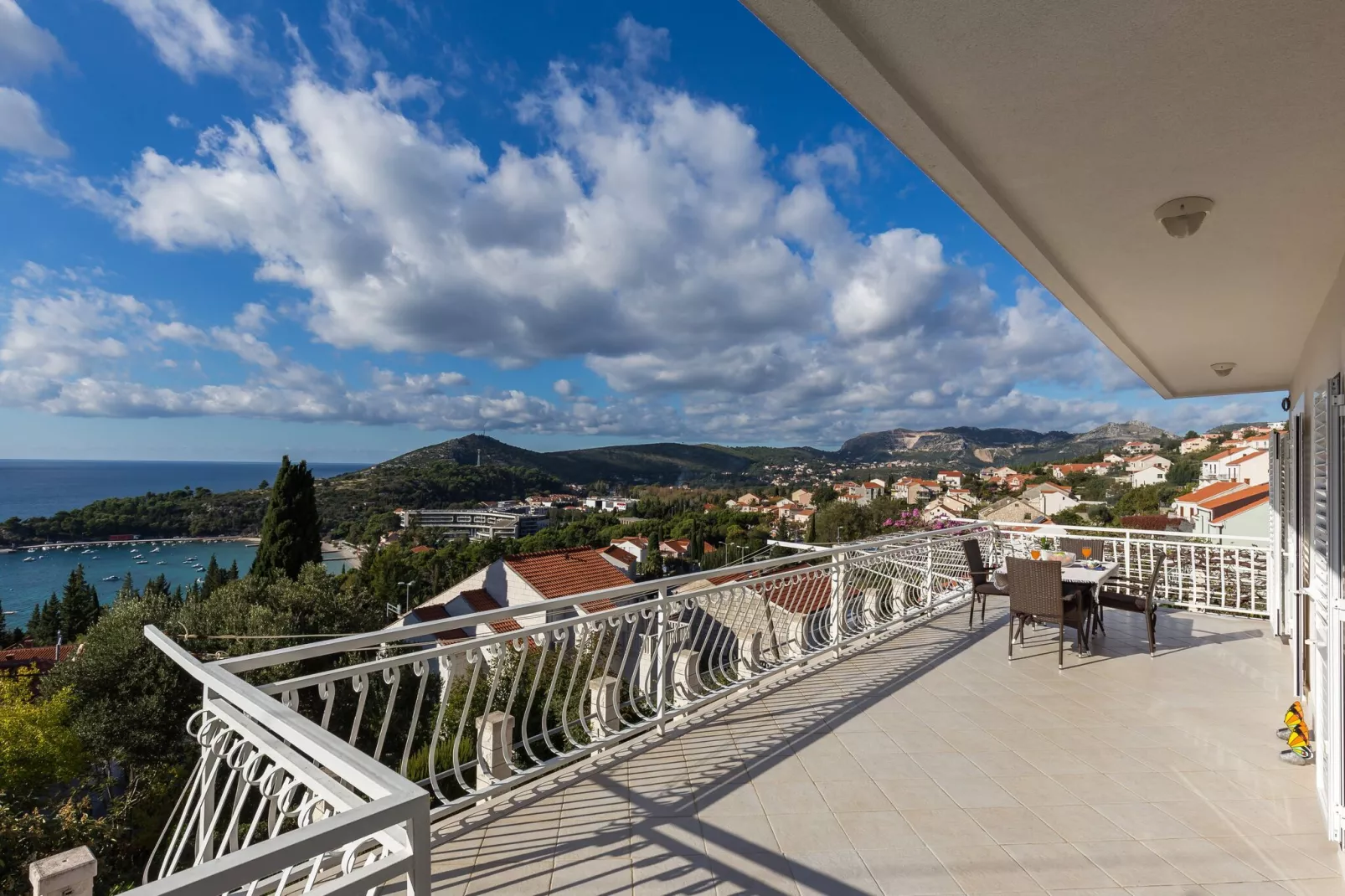 Apartments Villa Enzian - Standard Two Bedroom Apartment with Terrace and Sea View
