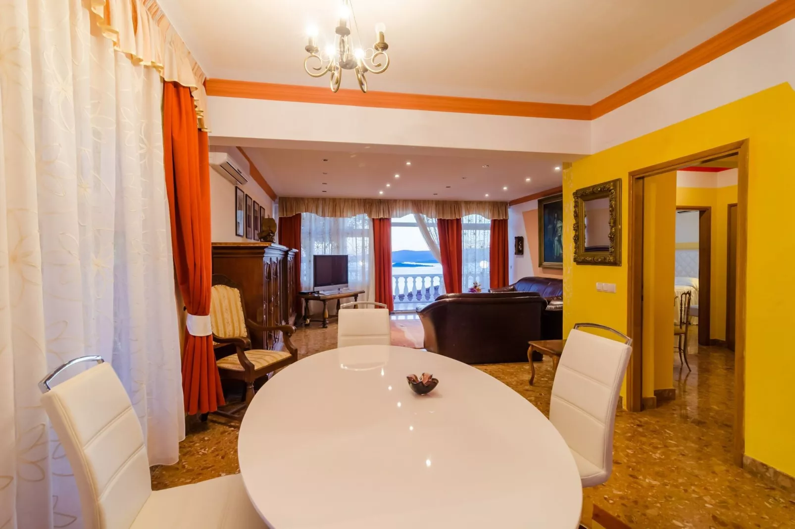 Hotel Pansion Villa Antonio - Deluxe President Suite 15-Woonkamer