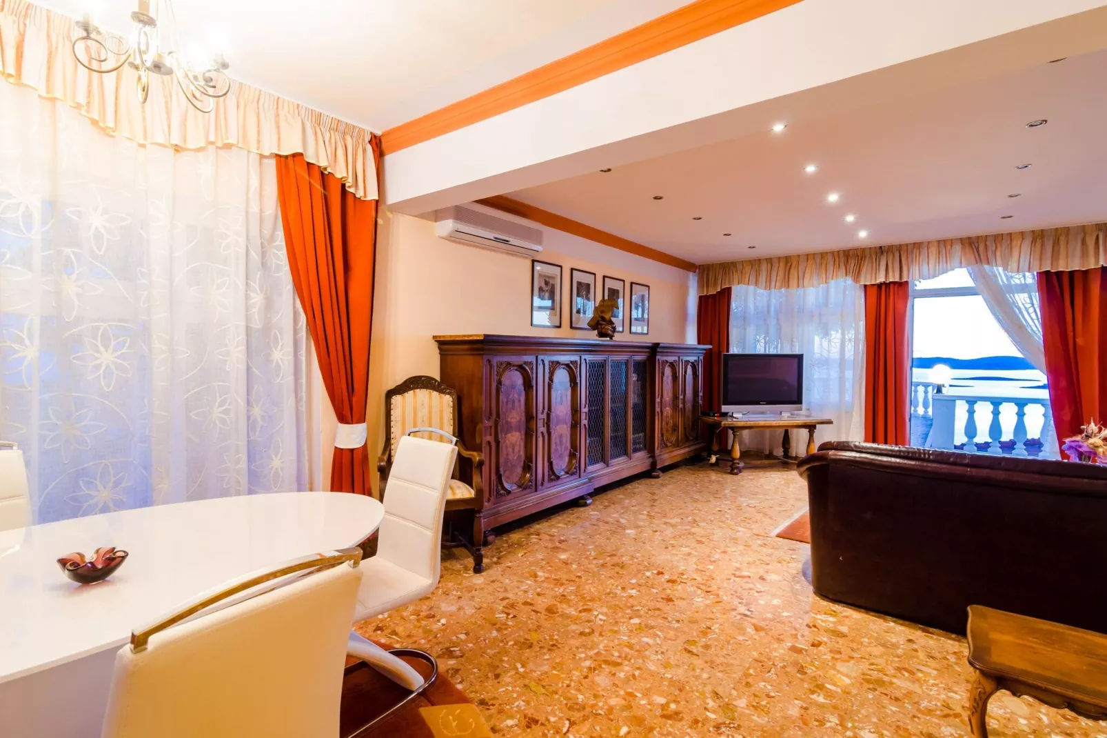 Hotel Pansion Villa Antonio - Deluxe President Suite 15-Slaapkamer