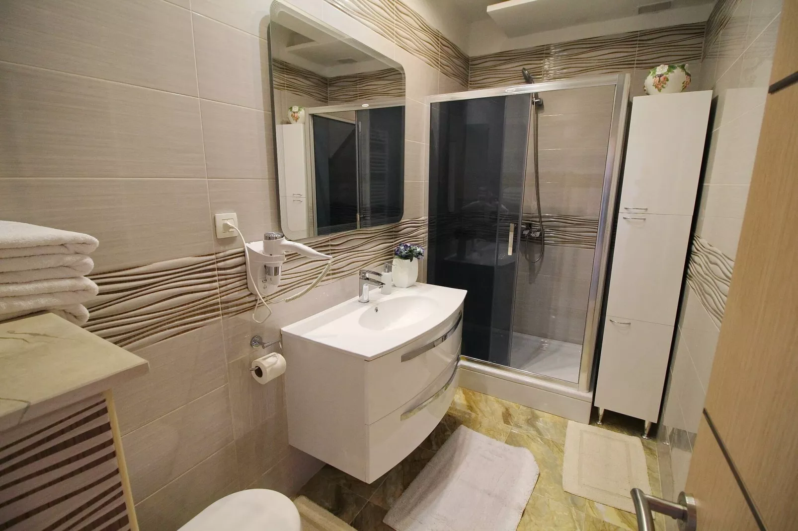 Hotel Pansion Villa Antonio - Two Bedroom Suite Family 17-Badkamer