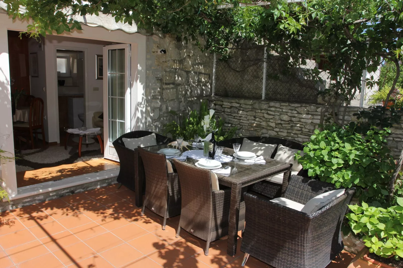 Holiday House Granny Mary - Two Bedroom Holiday Home (ST)-Terras