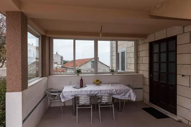 Rooms Ivo - Twin Room with Shared Bathroom-Terras