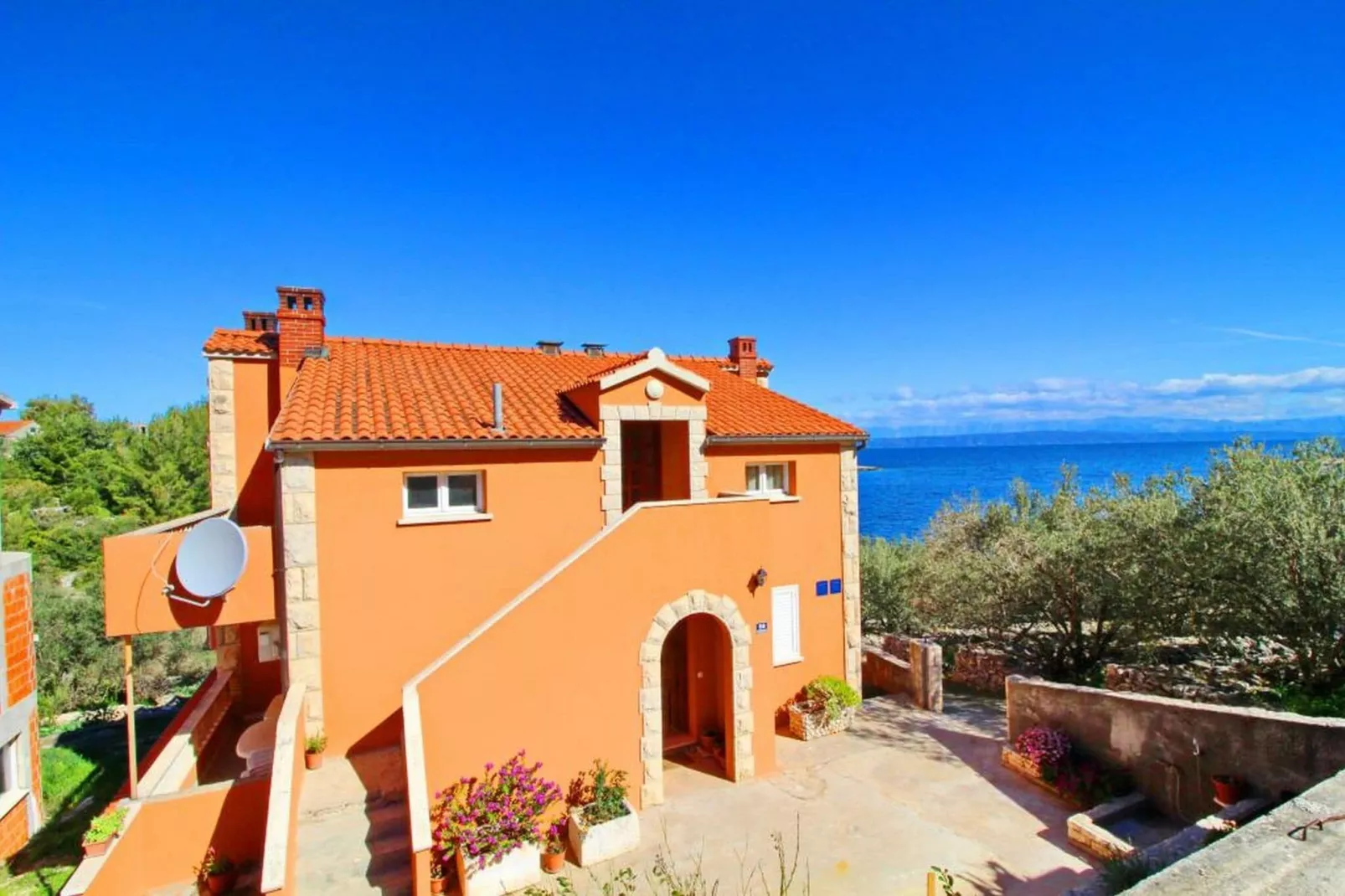 Apartments Sea Line - Two Bedroom Apartment with Terrace and Sea View