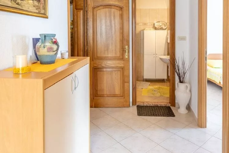 Apartments Darija - One Bedroom Apartment (ST)-Binnen