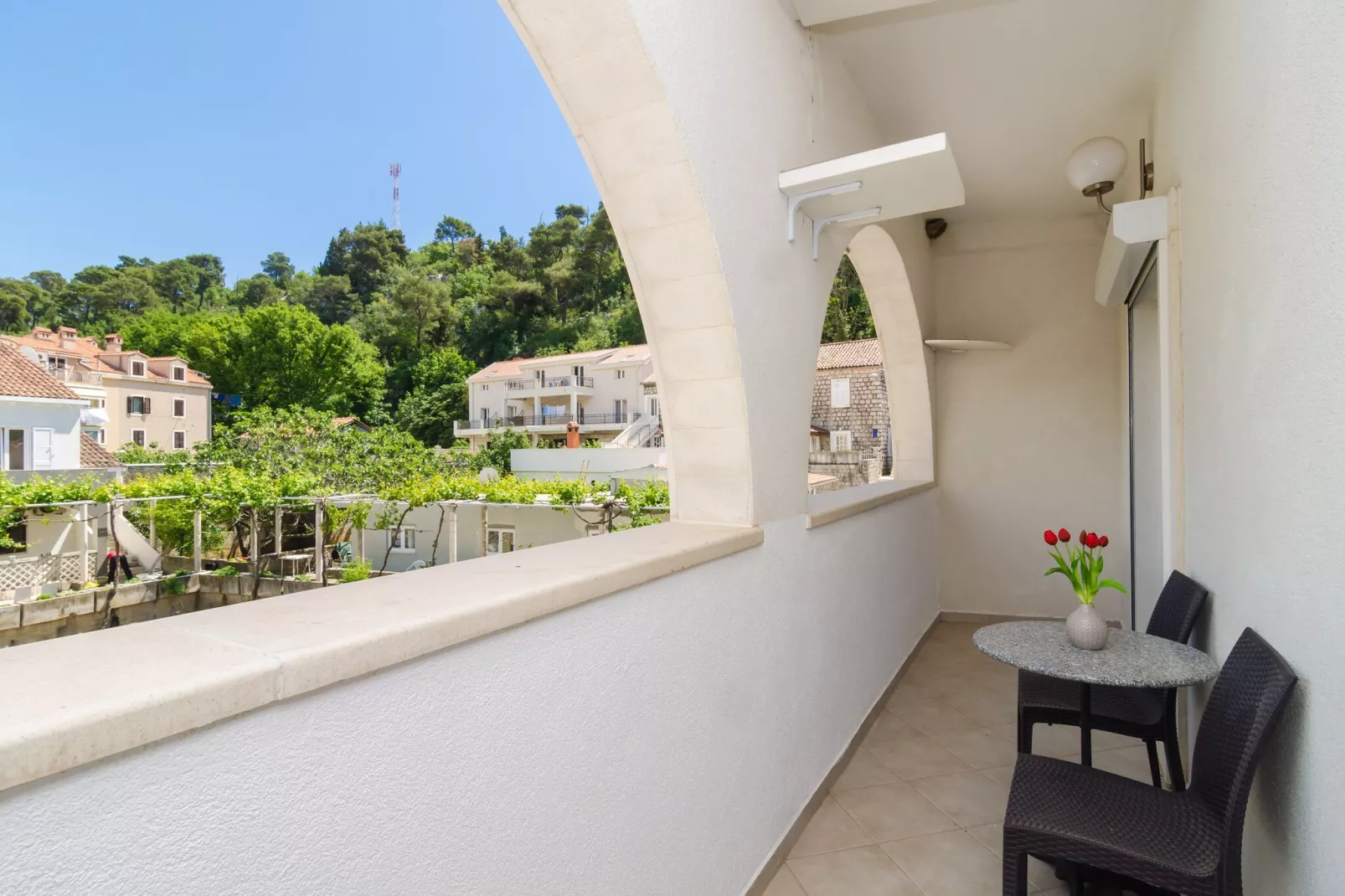 Apartments & Rooms Barišić - Studio Apartment with Balcony and City View (First Floor)-APT 10-Terrasbalkon