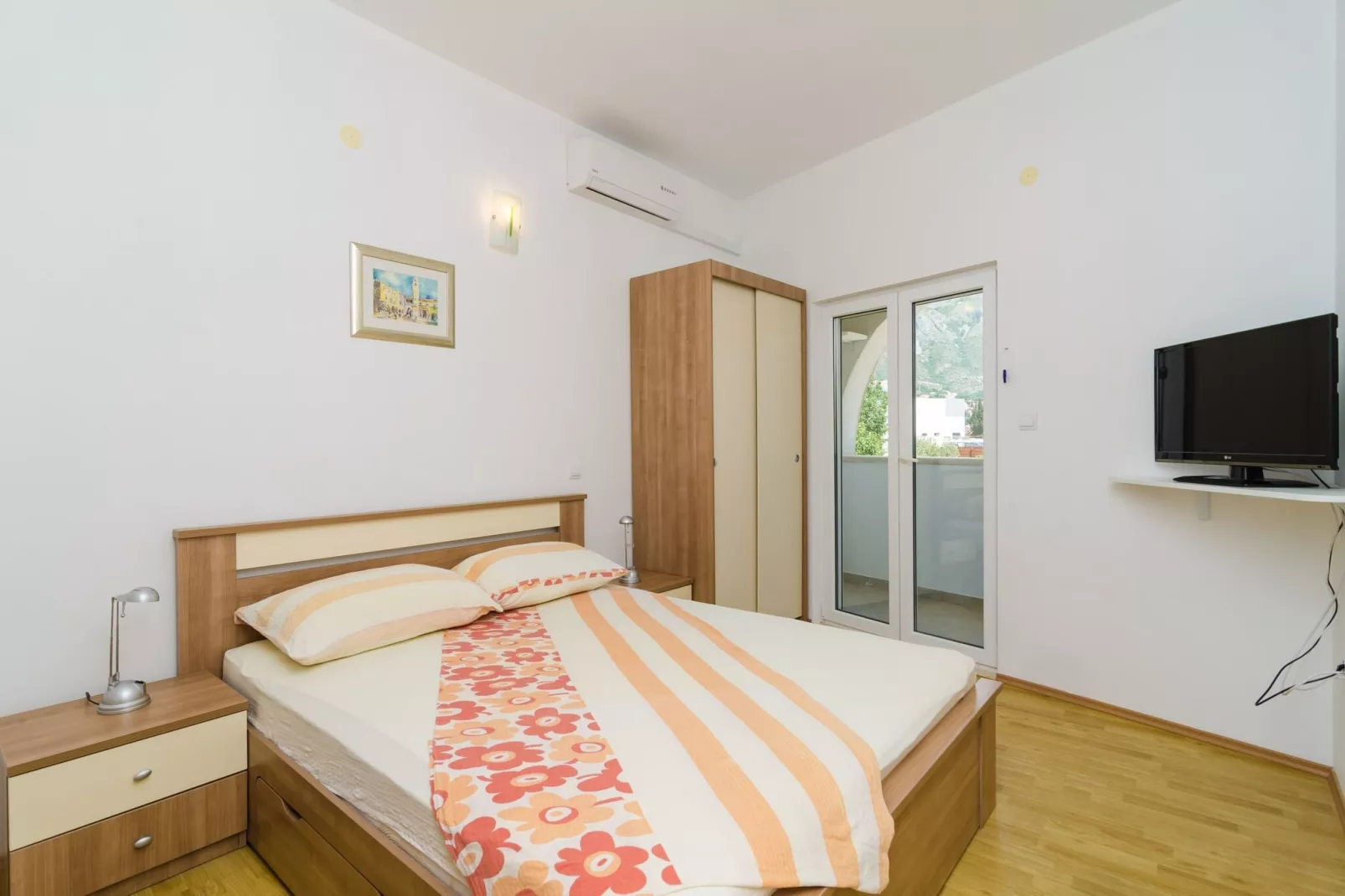 Apartments & Rooms Barišić - Studio Apartment with Balcony and City View (Second Floor) (Apt 14)-Binnen