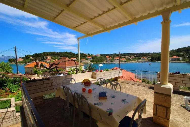 Apartments Radojković Lumbarda - Comfort Two Bedroom Apartment with Terrace and Sea View (A2)