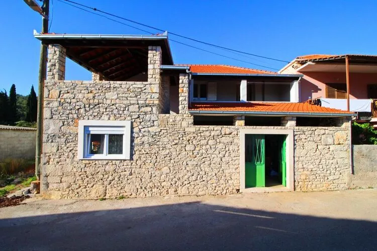 Apartment Lucija Vela Luka - Two Bedroom Apartment with Terrace and Garden View-Buitenlucht