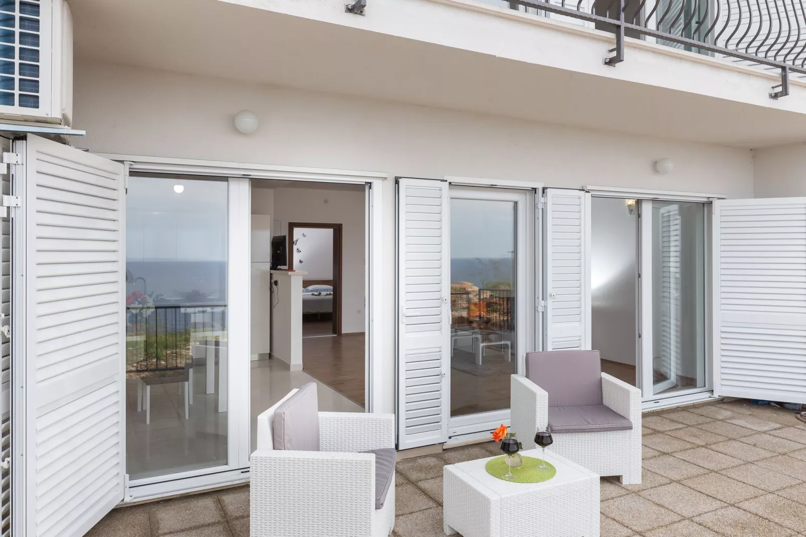 Apartments Manuela - Comfort One-Bedroom Apartment with Terrace and Sea View-Terras