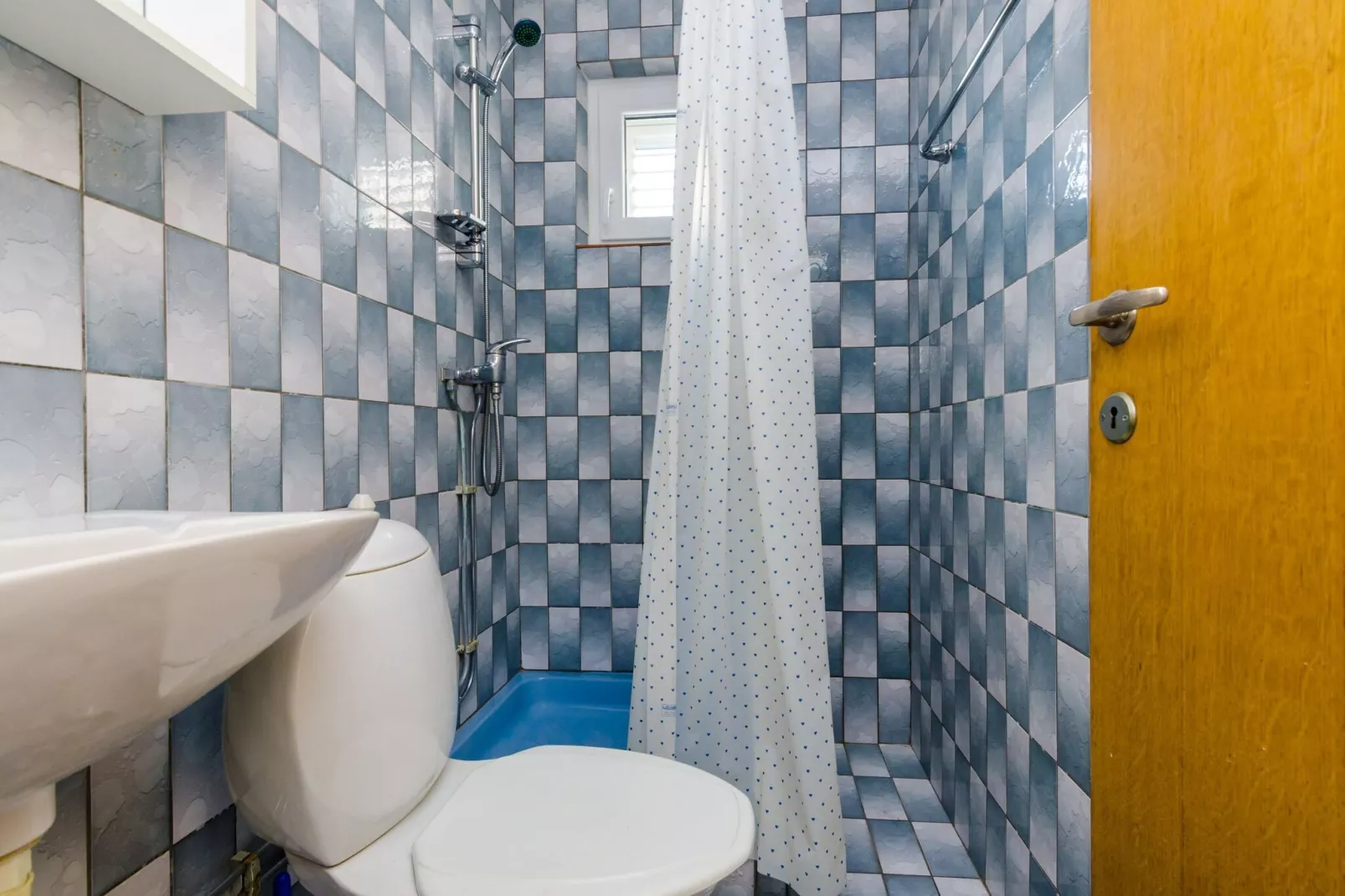 Villa Bind - Comfort Double Room with Patio and Garden View (R4)-Badkamer