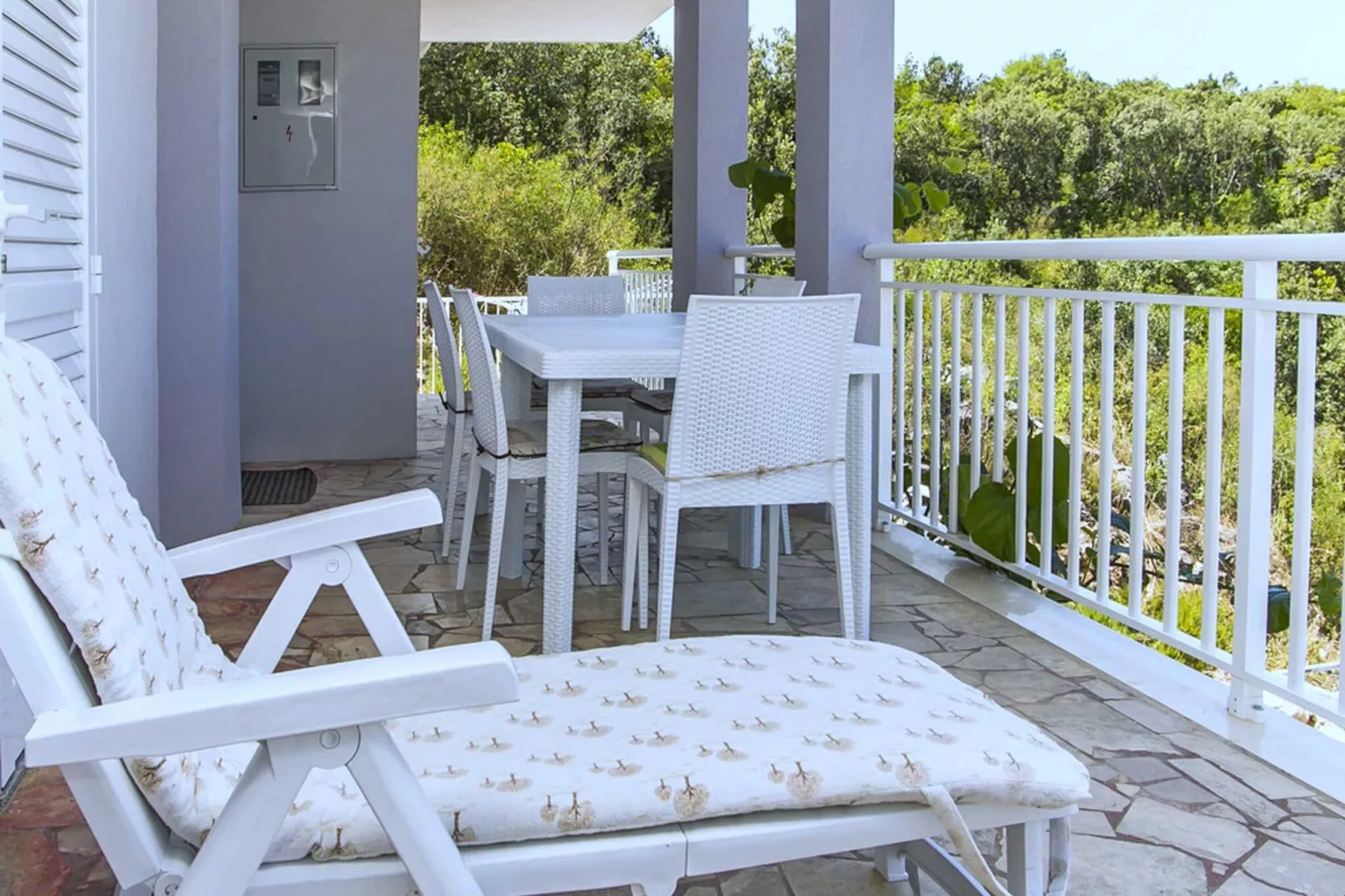 Apartments Vesela - Premium One Bedroom Apartment with Terrace and Partial Sea View