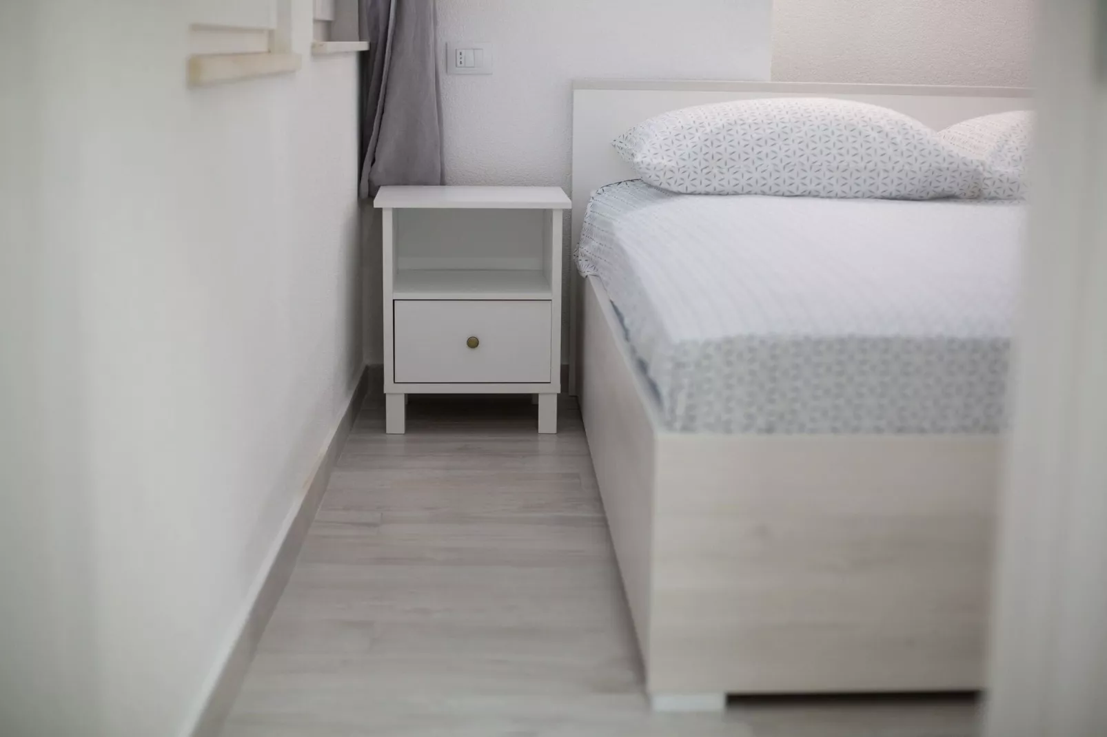 Serious Job Apartment - One Bedroom Apartment with Shared Terrace (veći)-Slaapkamer