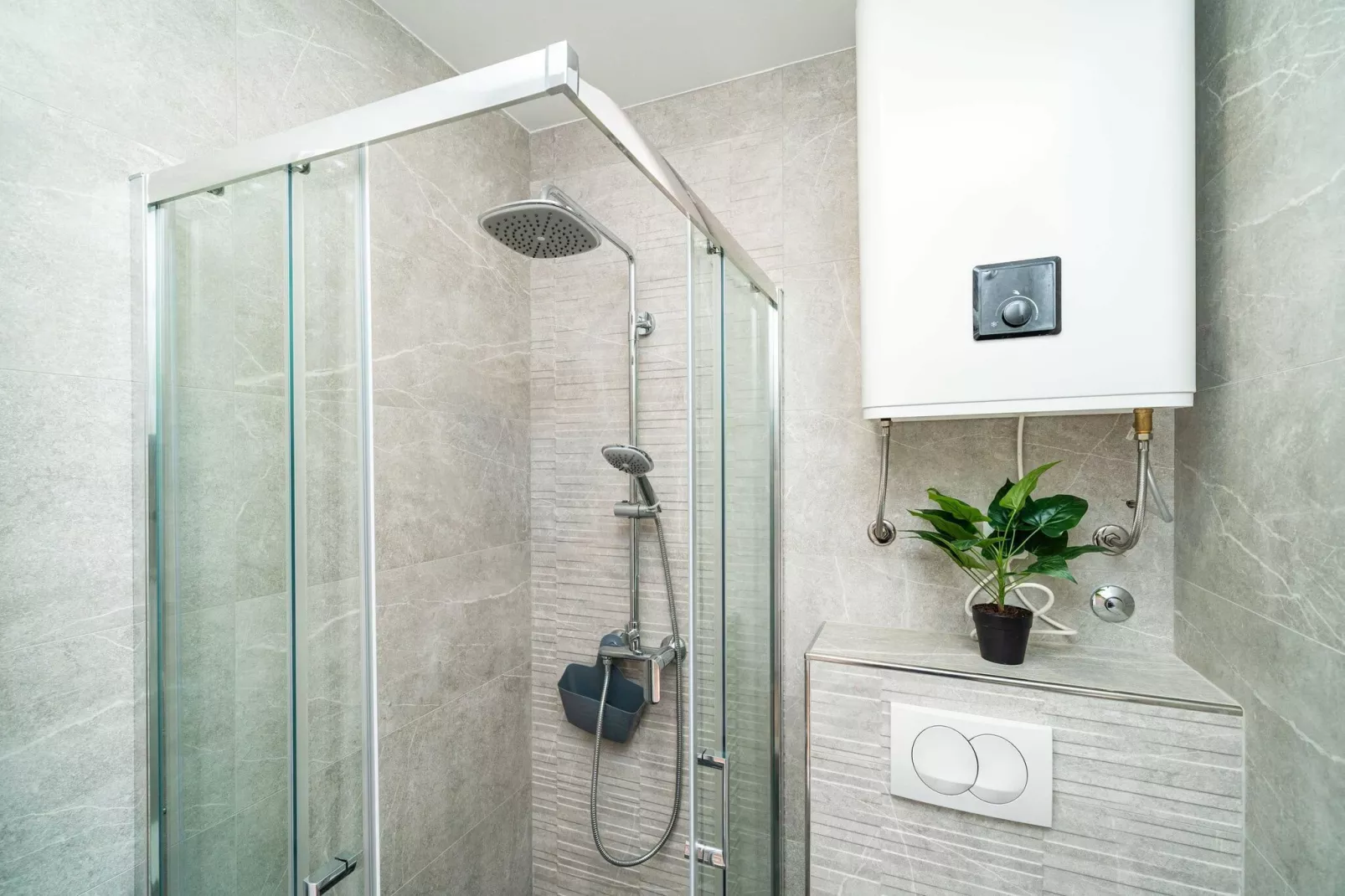 Apartment & Rooms Papa - Studio Apartment with Balcony and Partial Sea View-Badkamer
