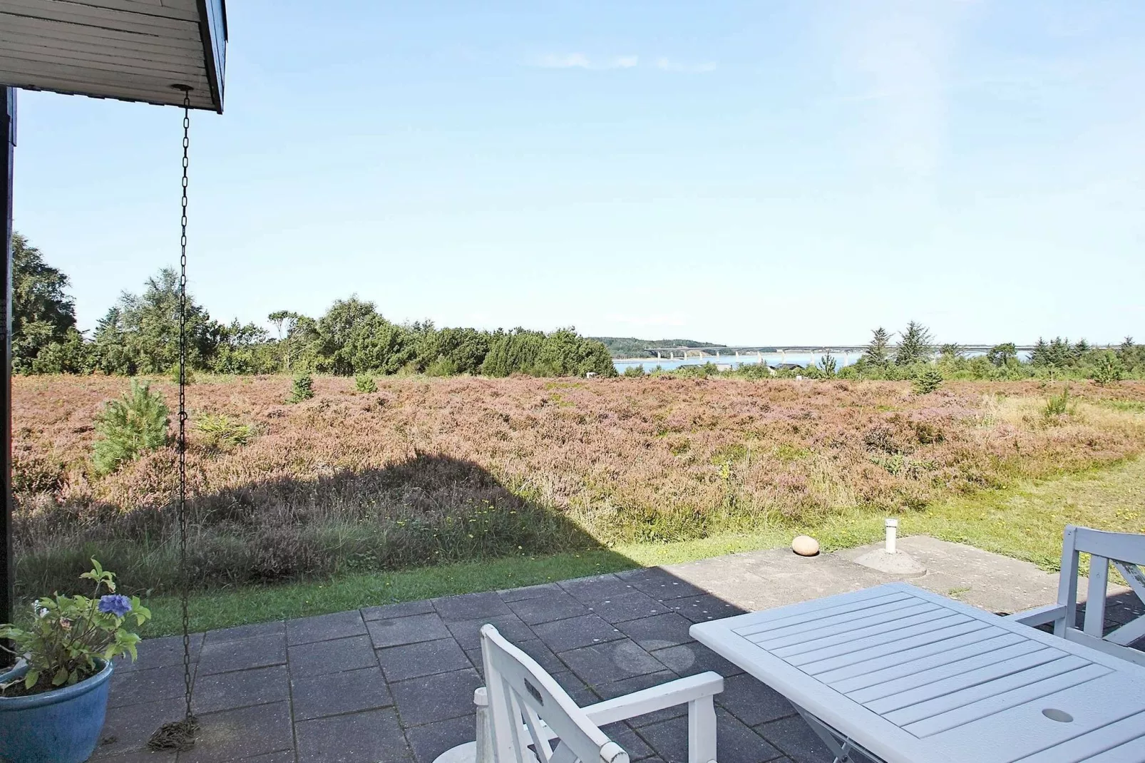 Prettige cottage dicht bij Sallingsund met een terras-Uitzicht